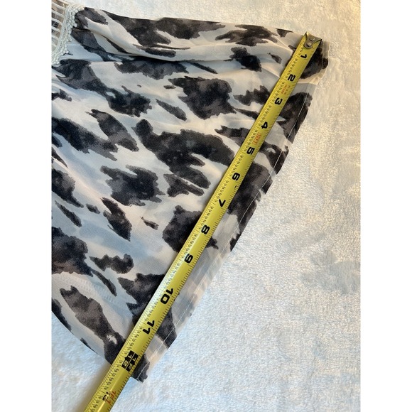 Emma & Grace Flutter Sleeve Cardigan Black & White Sz M/L - Picture 5 of 12